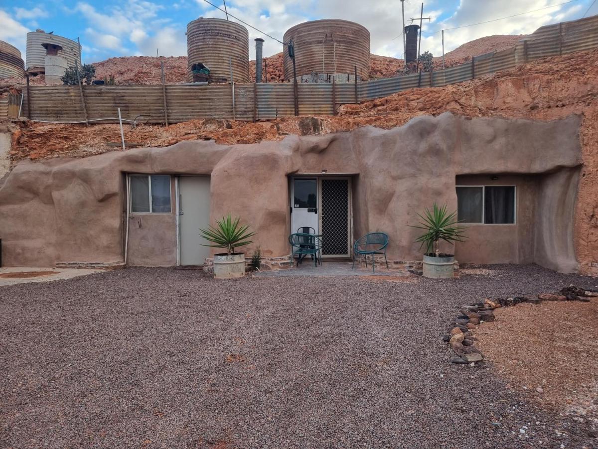 894 Holly Court Apartamento Coober Pedy Exterior foto