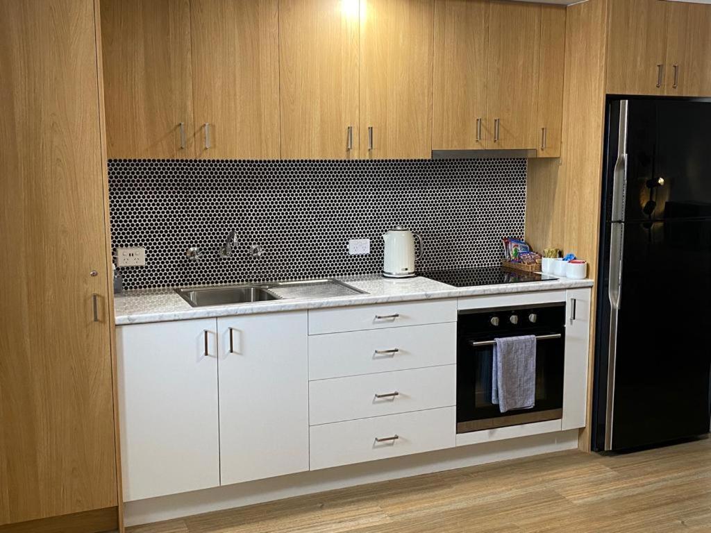 894 Holly Court Apartamento Coober Pedy Exterior foto